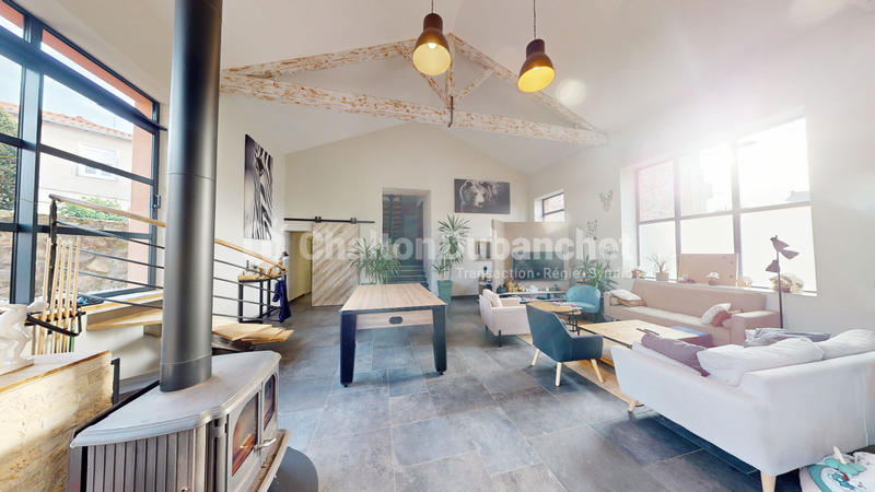 Maison - 227 m² - 5 pièces