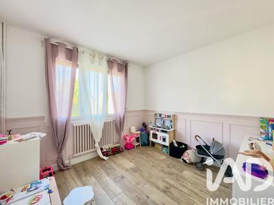 Maison - 145 m² - 6 pièces