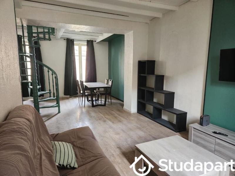 Chambre - 12 m² - 1 pièce