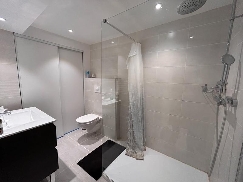 Maison - 200 m² - 8 pièces