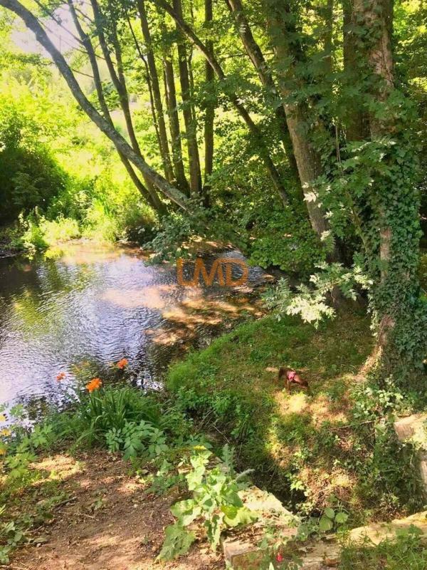 Propriété - 234 m² - 9 pièces