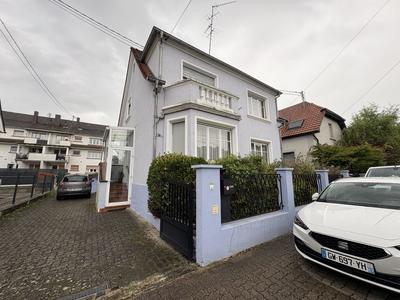 Maison - 113 m² - 6 pièces