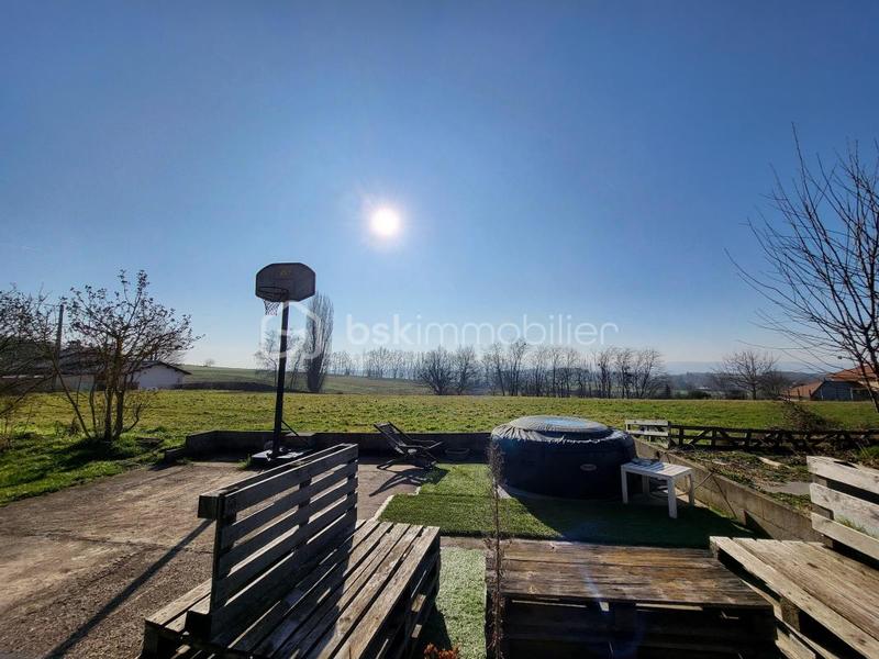 Maison - 150 m² - 5 pièces