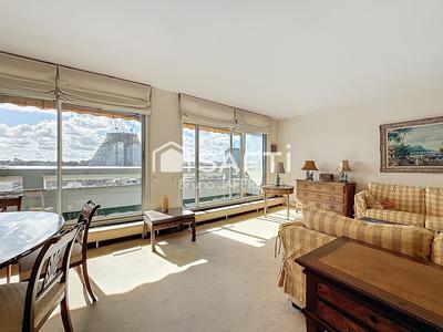 Appartement - 81 m² - 3 pièces