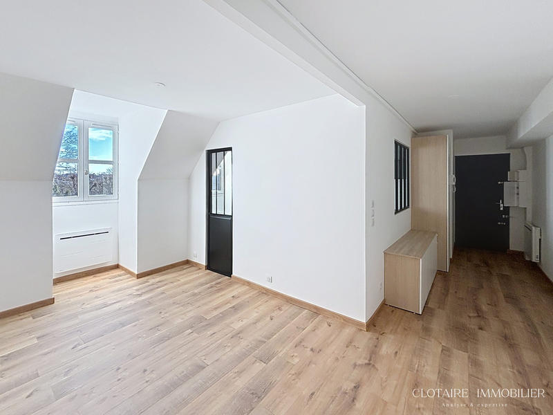 Appartement - 96 m² - 5 pièces