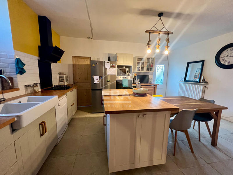 Maison - 145 m² - 5 pièces