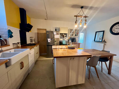 Maison - 145 m² - 5 pièces