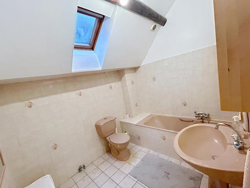 Appartement - 101 m² - 4 pièces