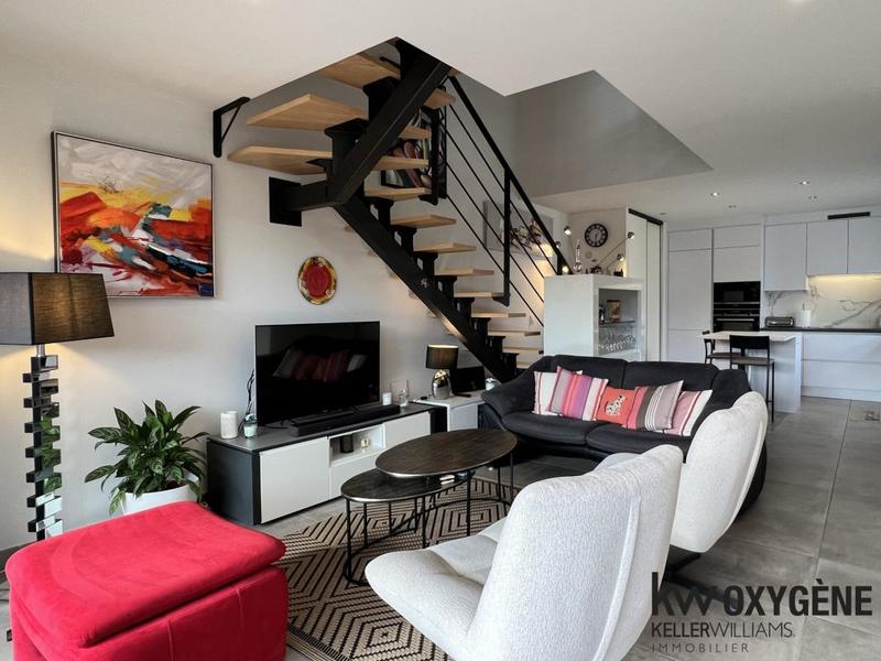 Maison - 98 m² - 5 pièces