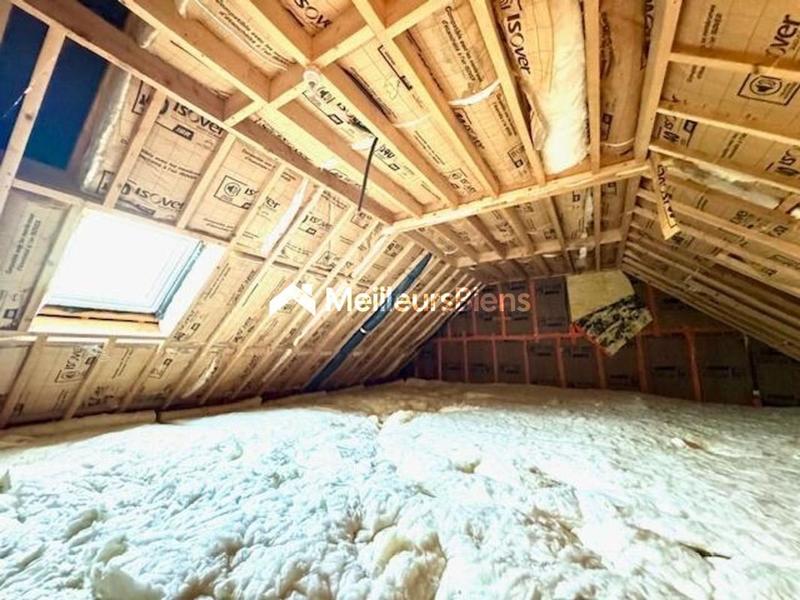 Maison - 77 m² - 5 pièces