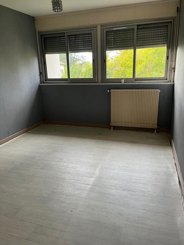 Maison - 98 m² - 5 pièces