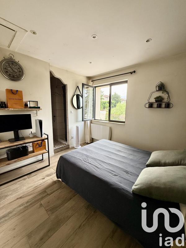 Maison - 203 m² - 5 pièces