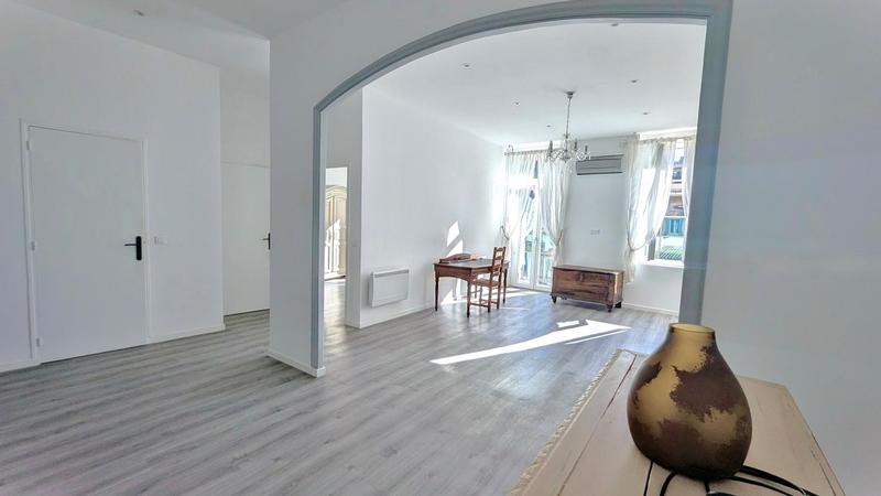 Appartement - 86 m² - 3 pièces