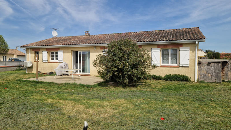 Maison - 99 m² - 5 pièces
