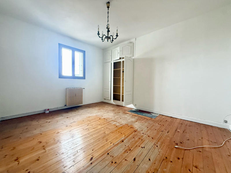 Maison - 200 m² - 5 pièces