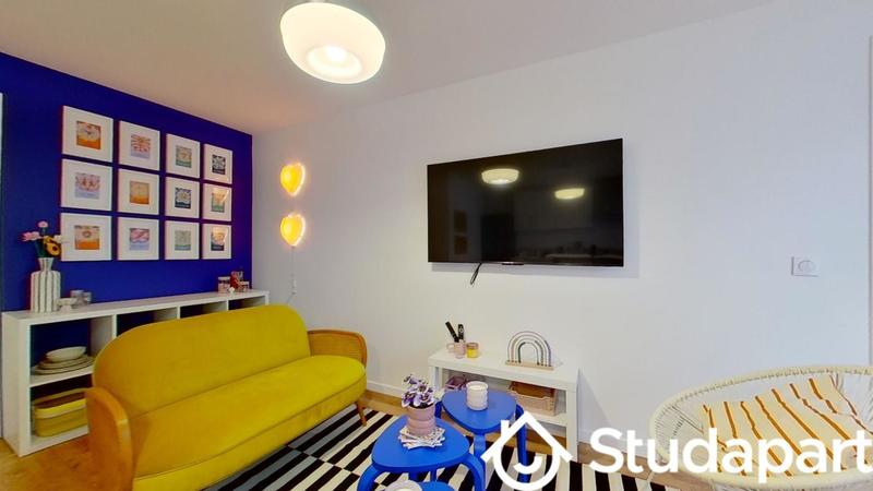 Chambre - 9 m² - 1 pièce