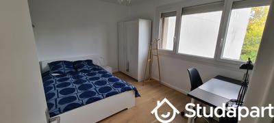 Chambre - 10 m² - 1 pièce