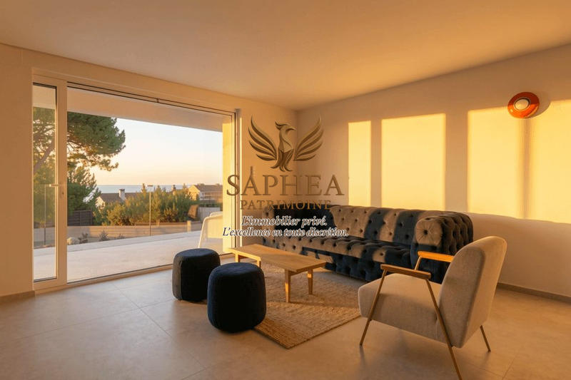 Maison - 218 m² - 9 pièces