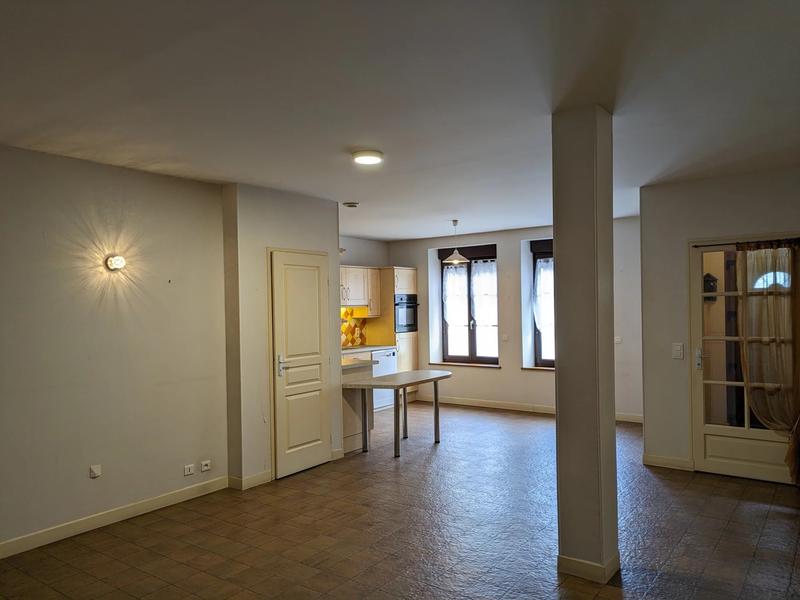 Appartement - 84 m² - 3 pièces