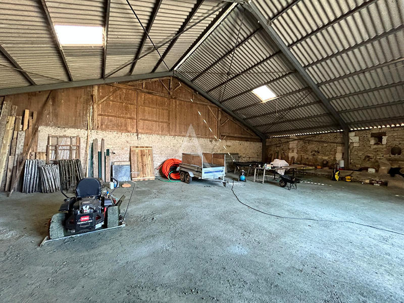 Demeure - 132 m² - 6 pièces