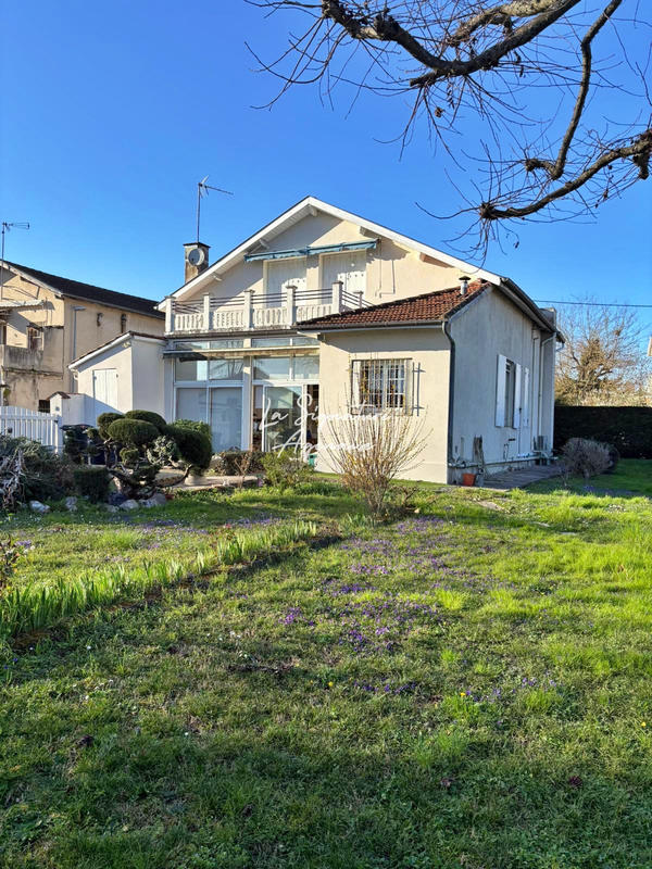 Maison - 185 m² - 6 pièces