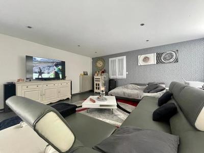 Maison - 133 m² - 6 pièces