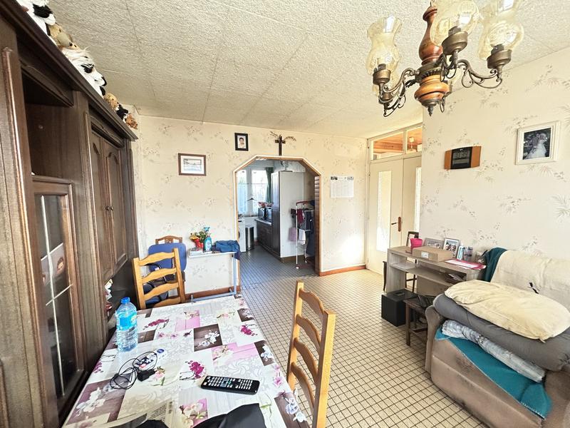 Maison - 83 m² - 6 pièces