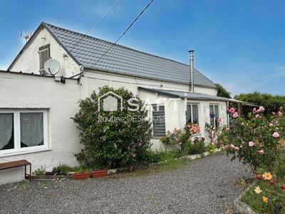 Maison - 93 m² - 4 pièces