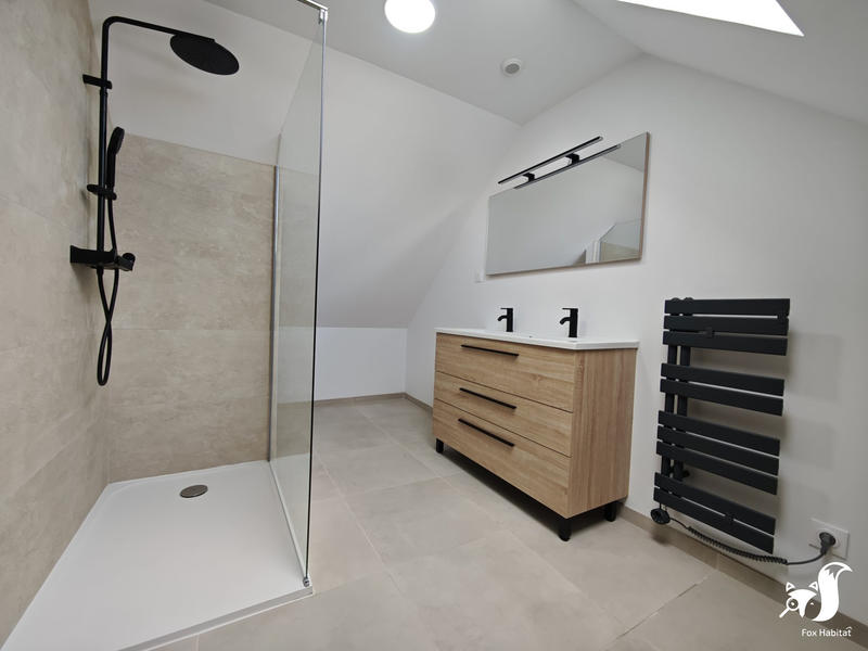 Maison - 141 m² - 7 pièces