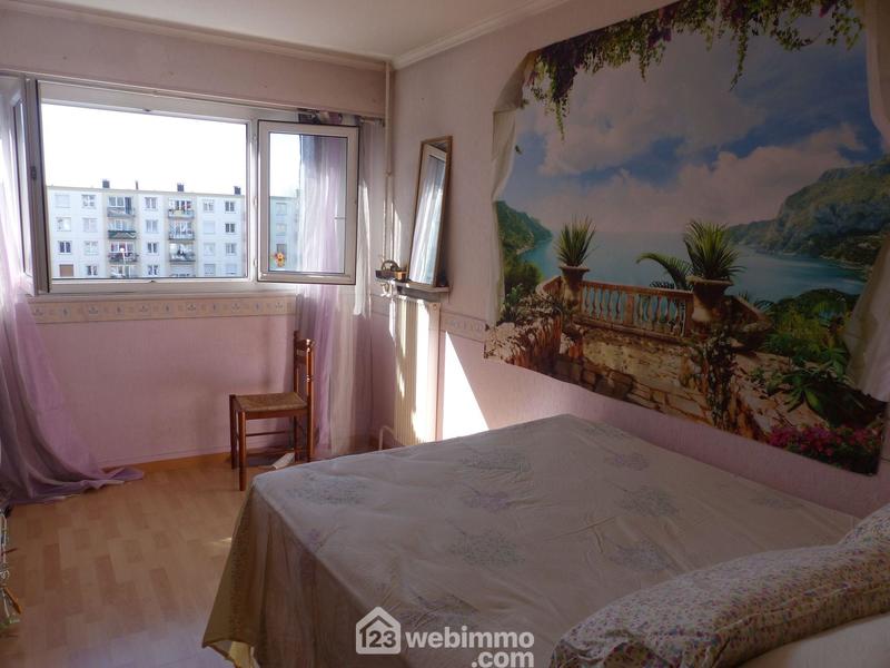 Appartement - 99 m² - 5 pièces