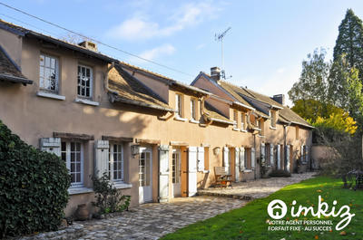 Maison - 436 m² - 14 pièces