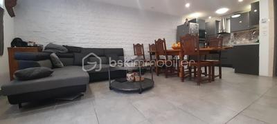 Maison de ville - 93 m² - 4 pièces