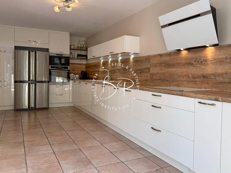 Maison - 173 m² - 7 pièces