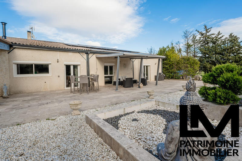 Villa - 335 m² - 7 pièces