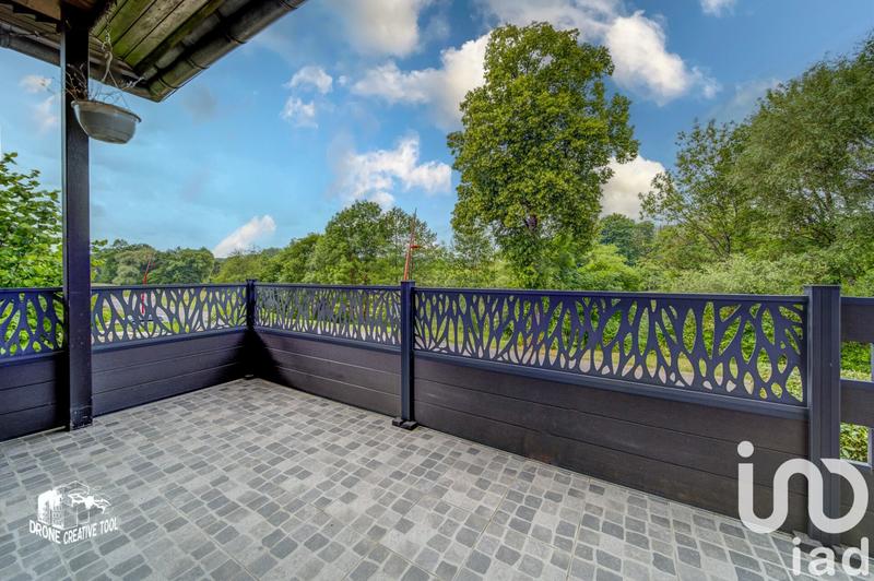 Maison - 203 m² - 9 pièces