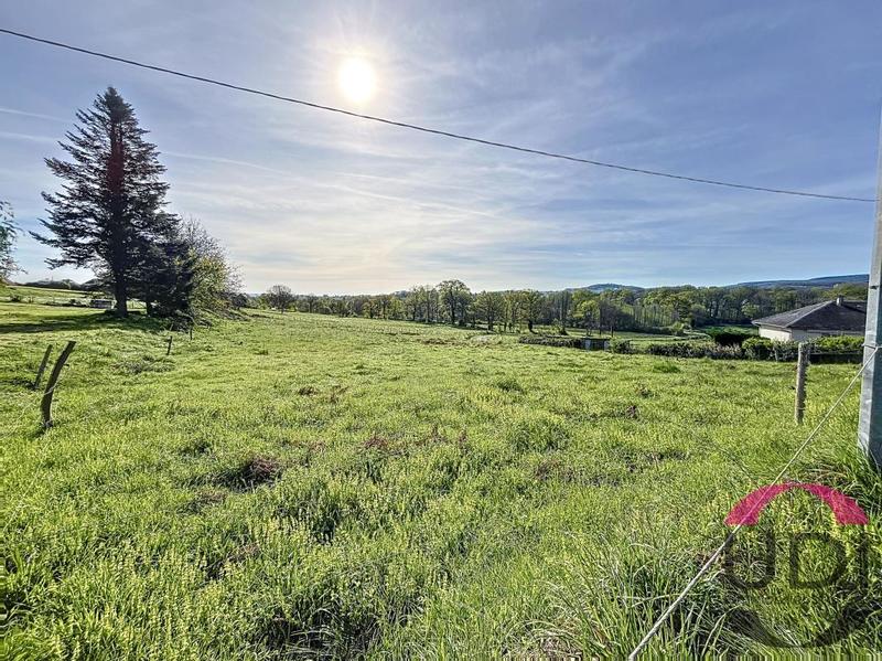 Terrain constructible - 2 124 m²