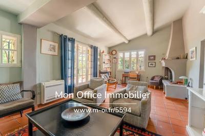 Maison - 165 m² - 7 pièces