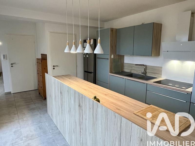 Maison - 97 m² - 5 pièces