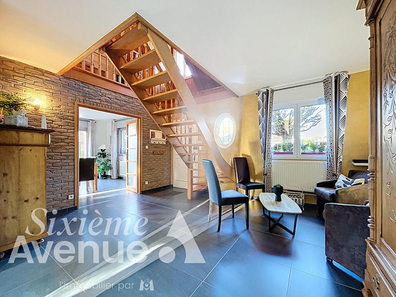 Maison - 150 m² - 5 pièces