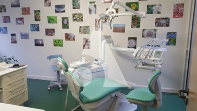 Local commercial - 130 m² - 5 pièces