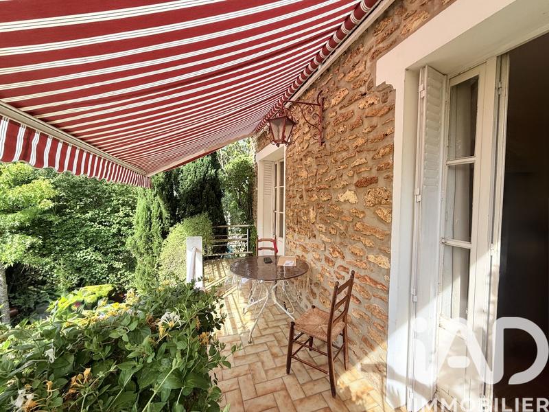 Maison - 104 m² - 5 pièces