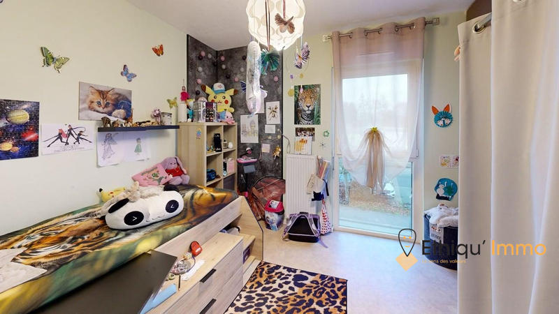 Appartement - 80 m² - 4 pièces