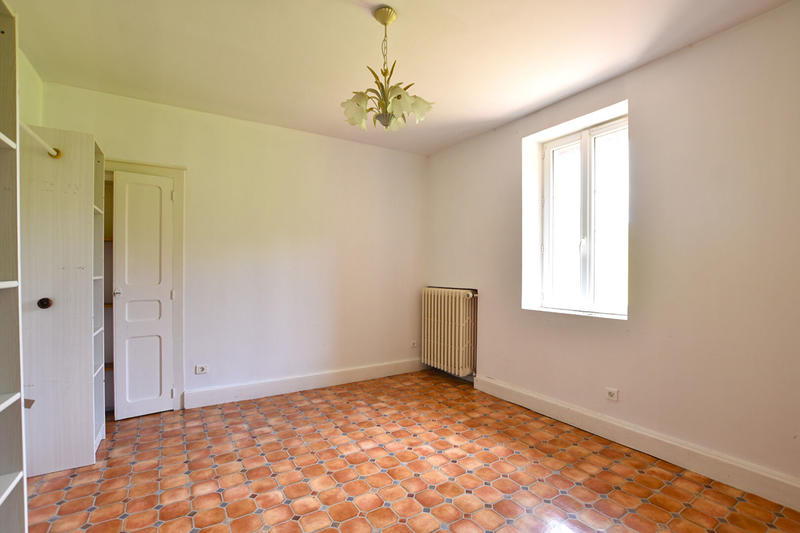 Maison - 110 m² - 7 pièces