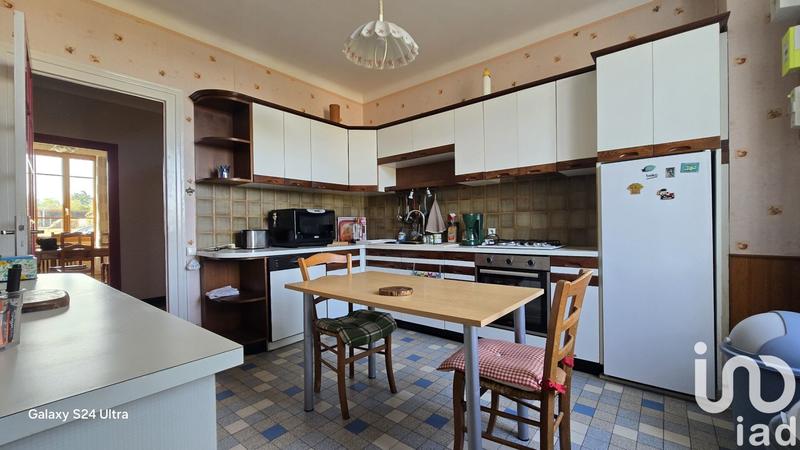 Maison - 295 m² - 10 pièces