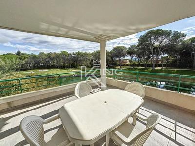 Appartement - 90 m² - 4 pièces