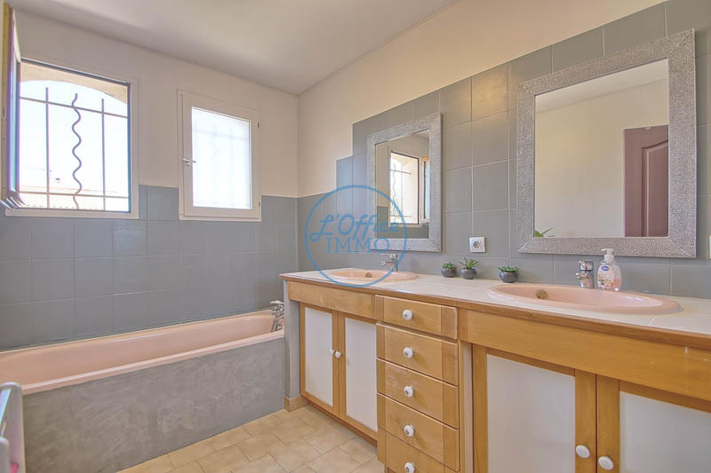 Maison - 118 m² - 5 pièces