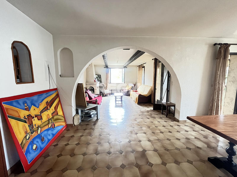 Maison - 180 m² - 7 pièces