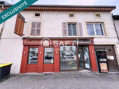 Maison - 495 m² - 13 pièces