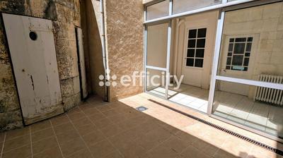 Maison - 201 m² - 7 pièces