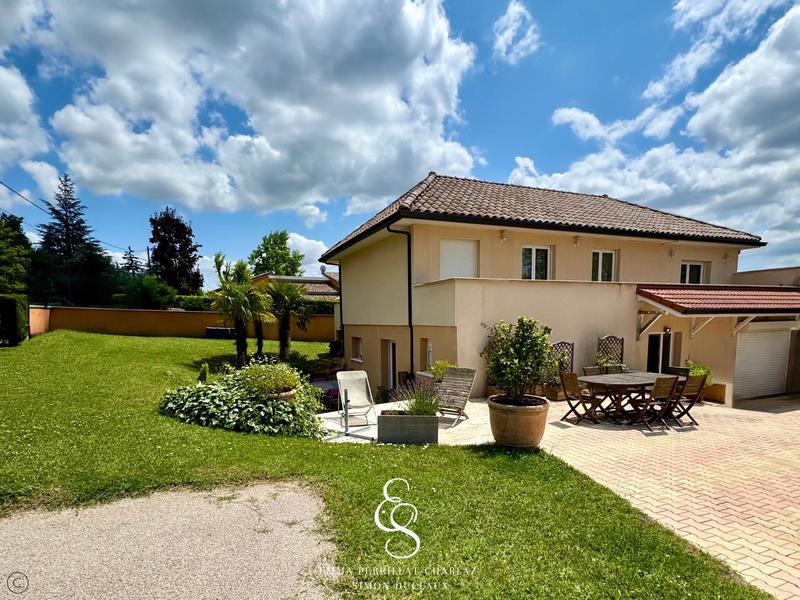 Villa - 138 m² - 6 pièces